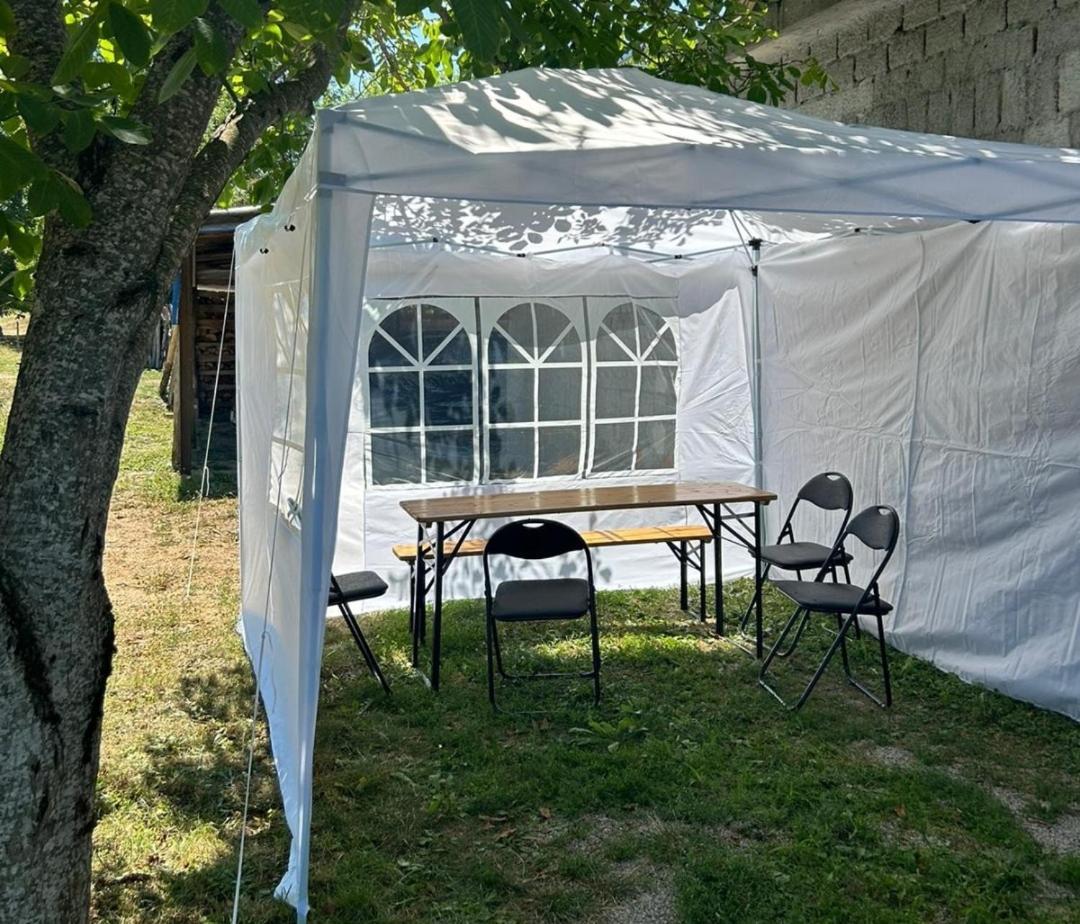 Appartement Domus Nostra à Lovinac  Extérieur photo